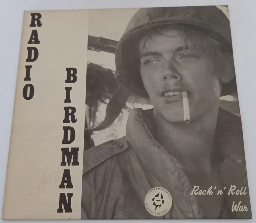 Radio Birdman, Rock 'n' Roll War Image 1++